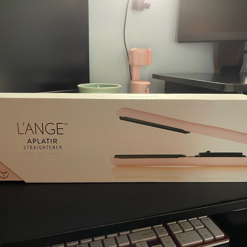 L’ange never used flat iron